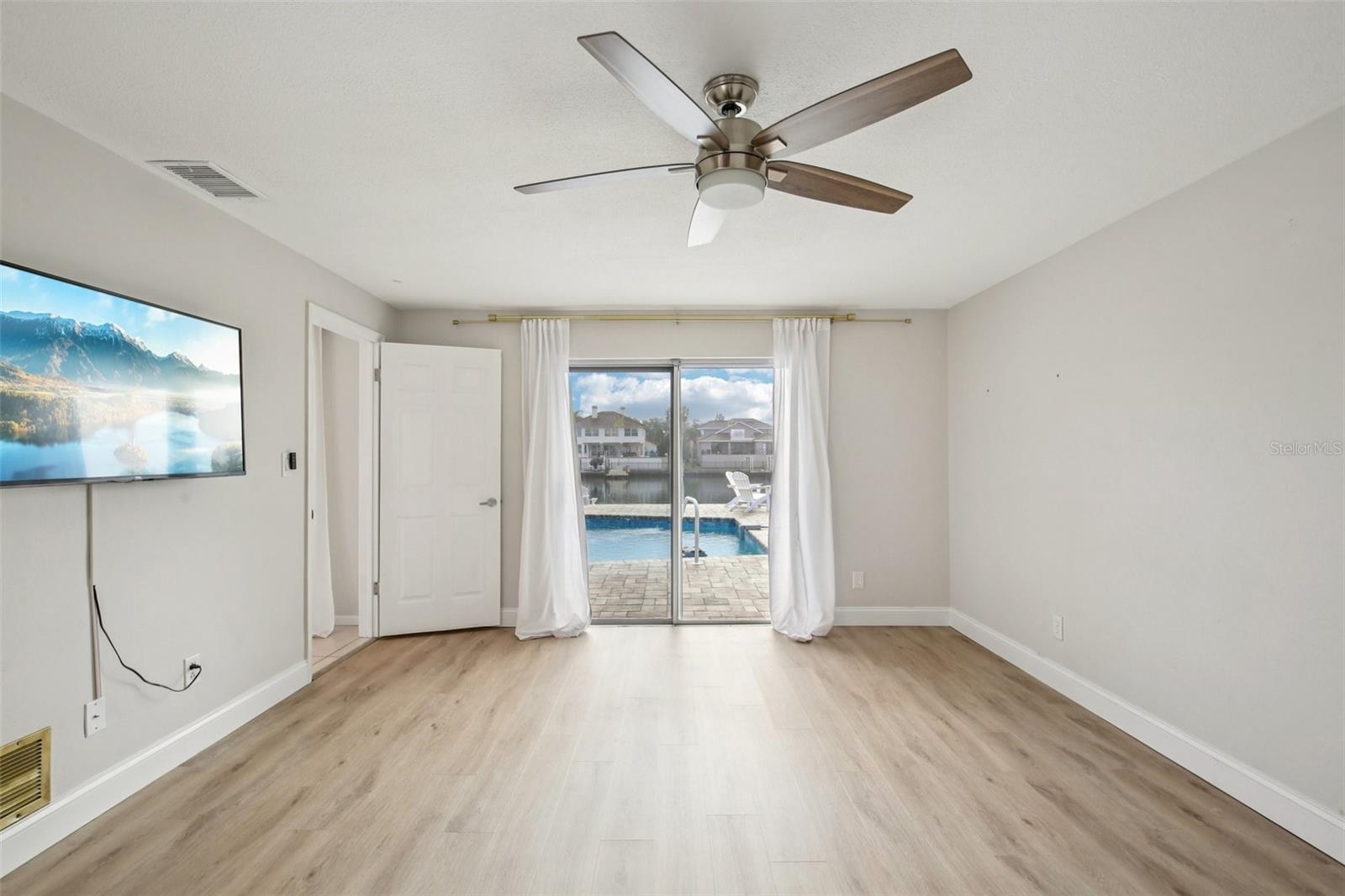 PASADENA GOLF CLUB ESTATES SEC 5 - Residential