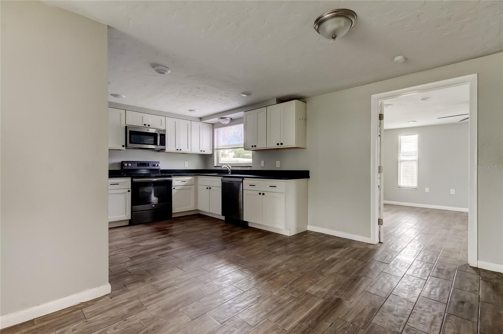 EMBASSY HILLS - Residential