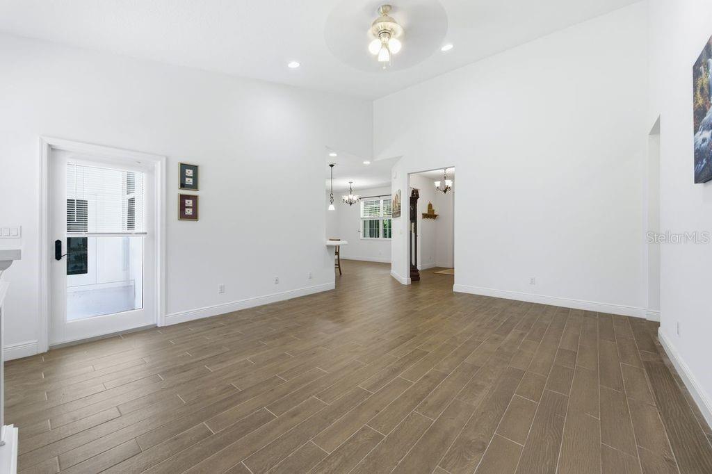 ACREAGE & UNREC - Residential
