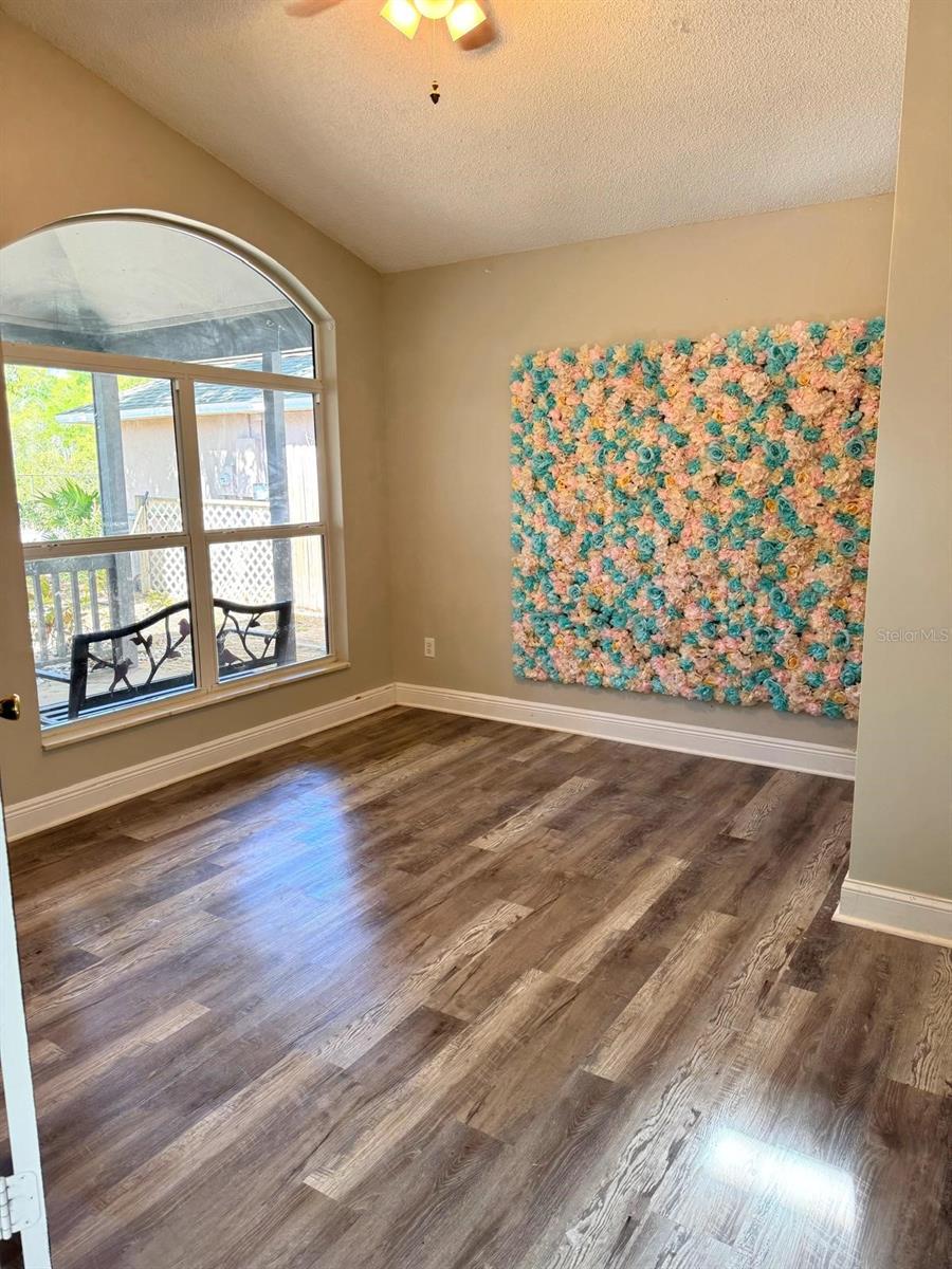 ROYAL OAK ESTATES - Residential