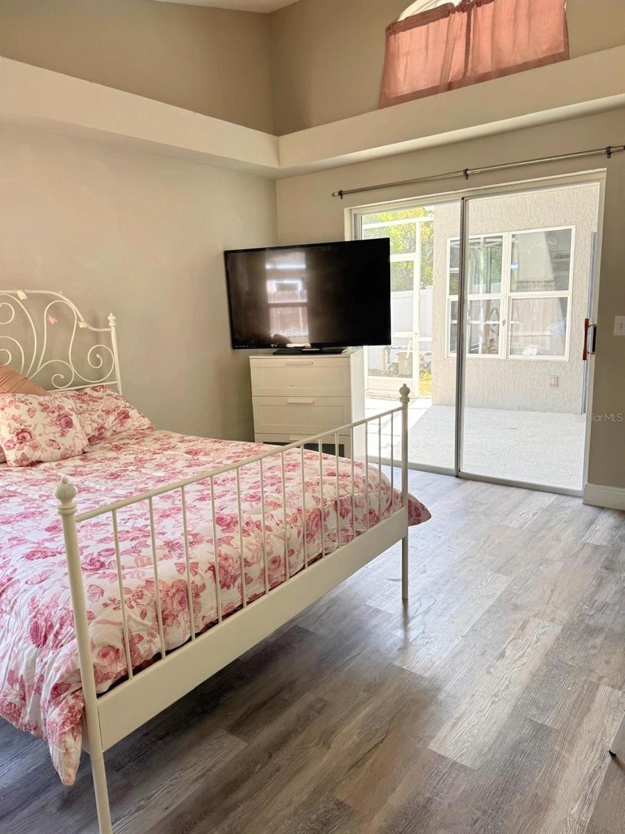 ROYAL OAK ESTATES - Residential