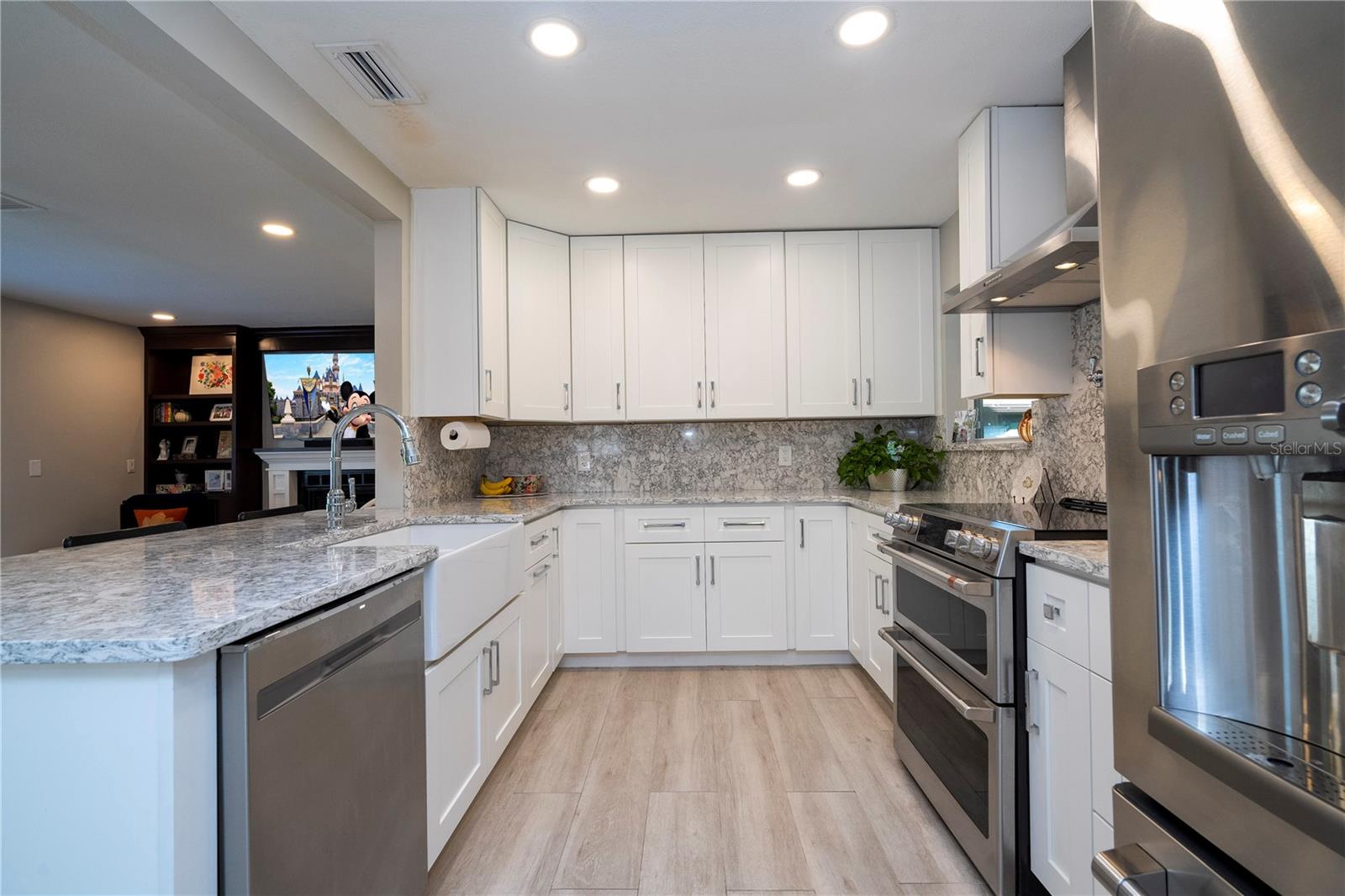UNIVERSITY HEIGHTS - Residential