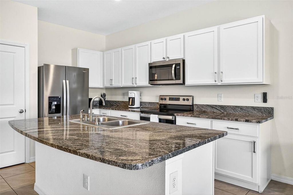 Photo of 193 Mangrove Shade Circle, Apollo Beach, FL 33572 (MLS # TB8439025)