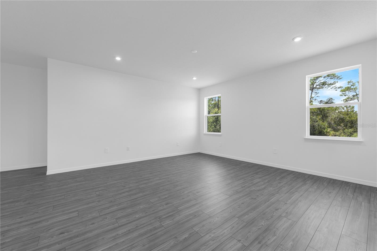 276 BROOKSHIRE AVENUE