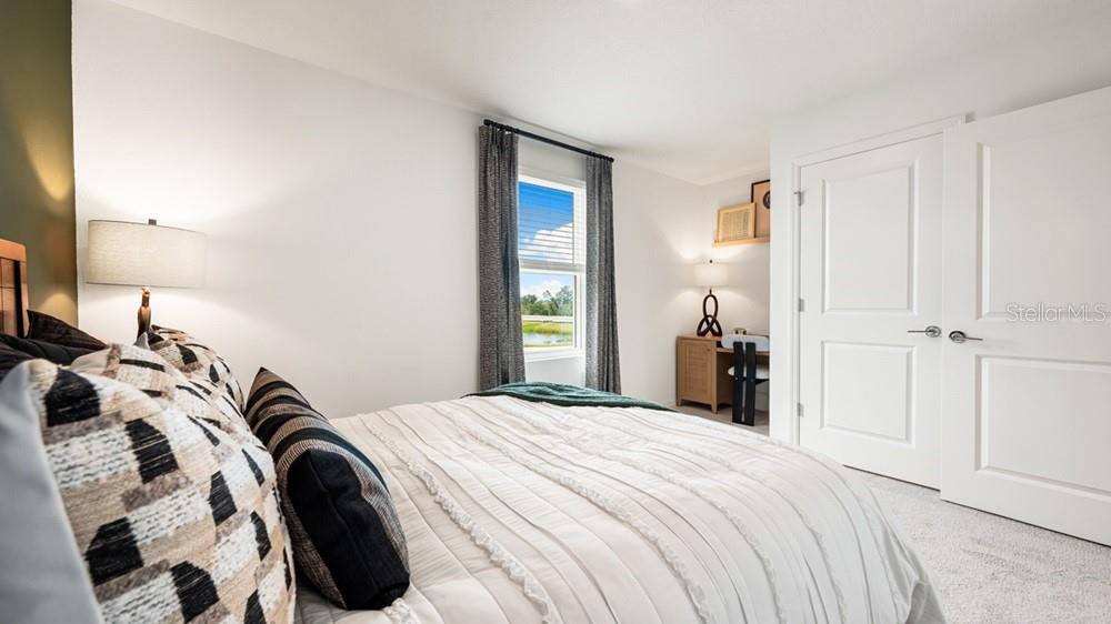 THE TOWNS AT FIRETHORN - Residential