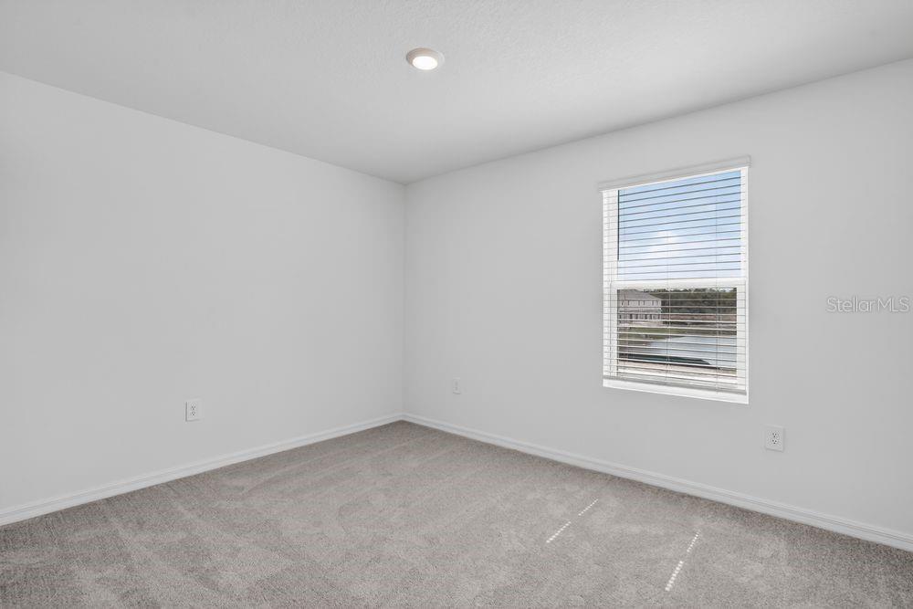 THE TOWNS AT FIRETHORN - Residential