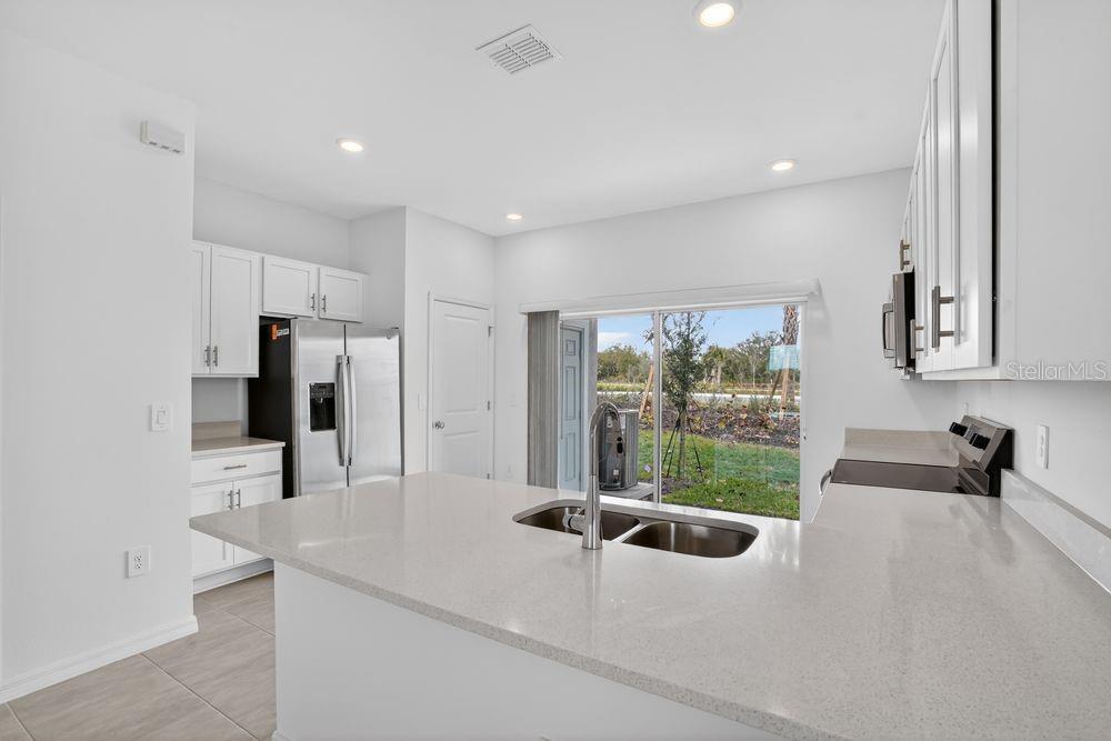 THE TOWNS AT FIRETHORN - Residential