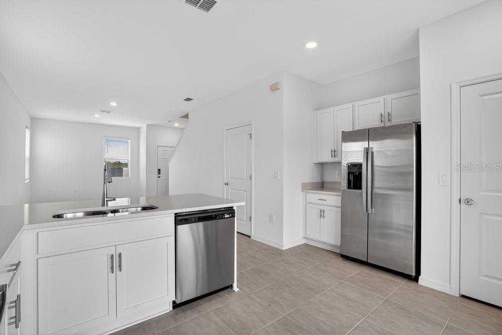 THE TOWNS AT FIRETHORN - Residential