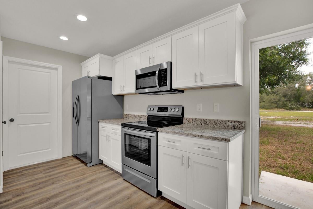 2900 W KEVIN ROAD