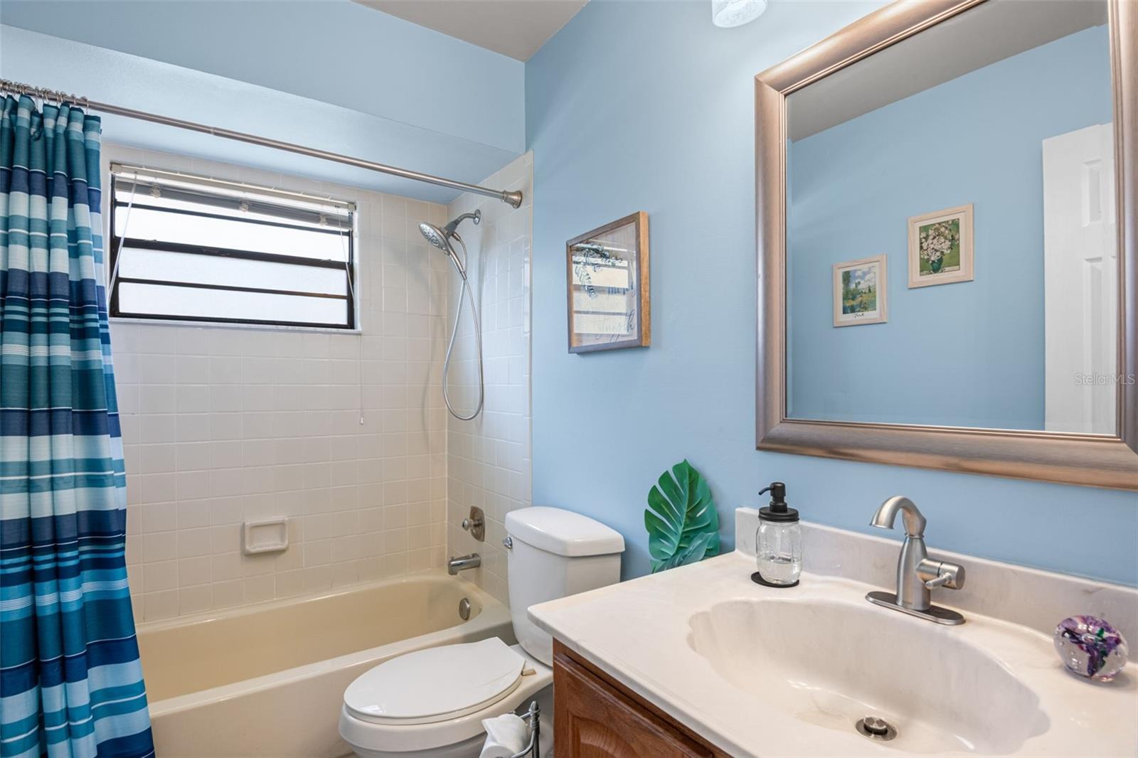 COUNTRY VILLAS-UNIT TWO - Residential