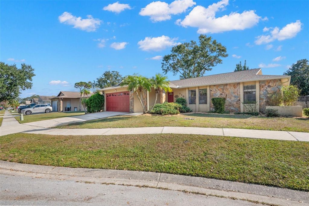 Photo of 110 Meadowcross Drive, Safety Harbor, FL 34695 (MLS # TB8449601)