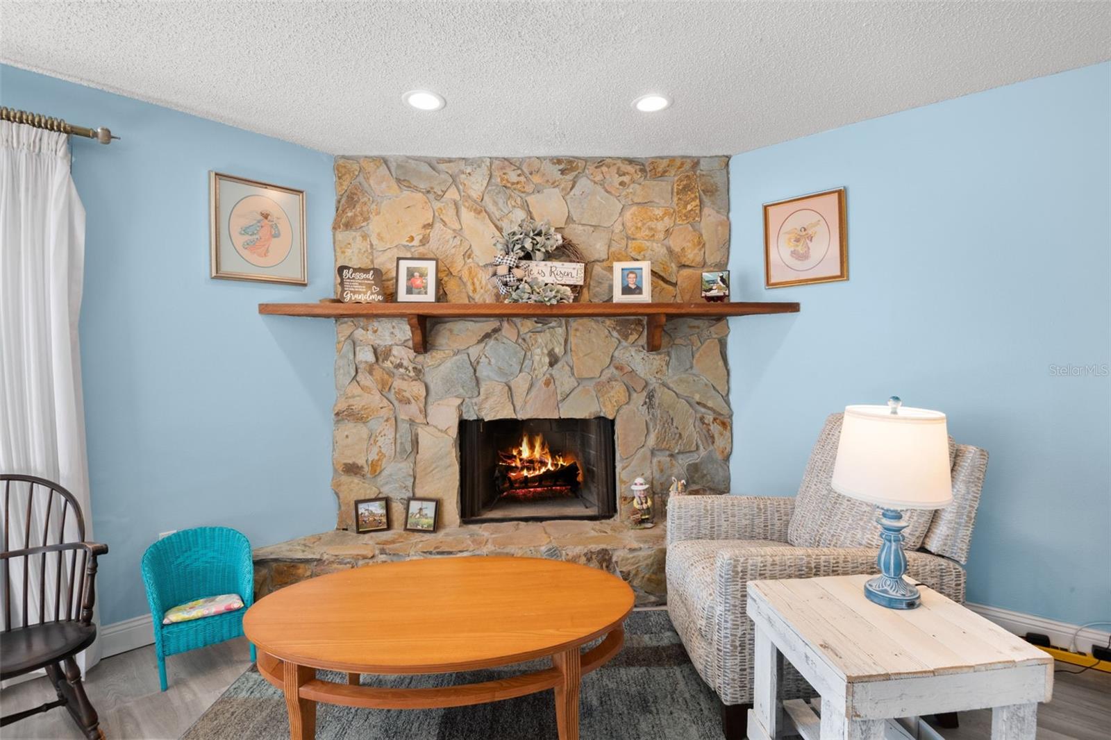 COUNTRY VILLAS-UNIT TWO - Residential