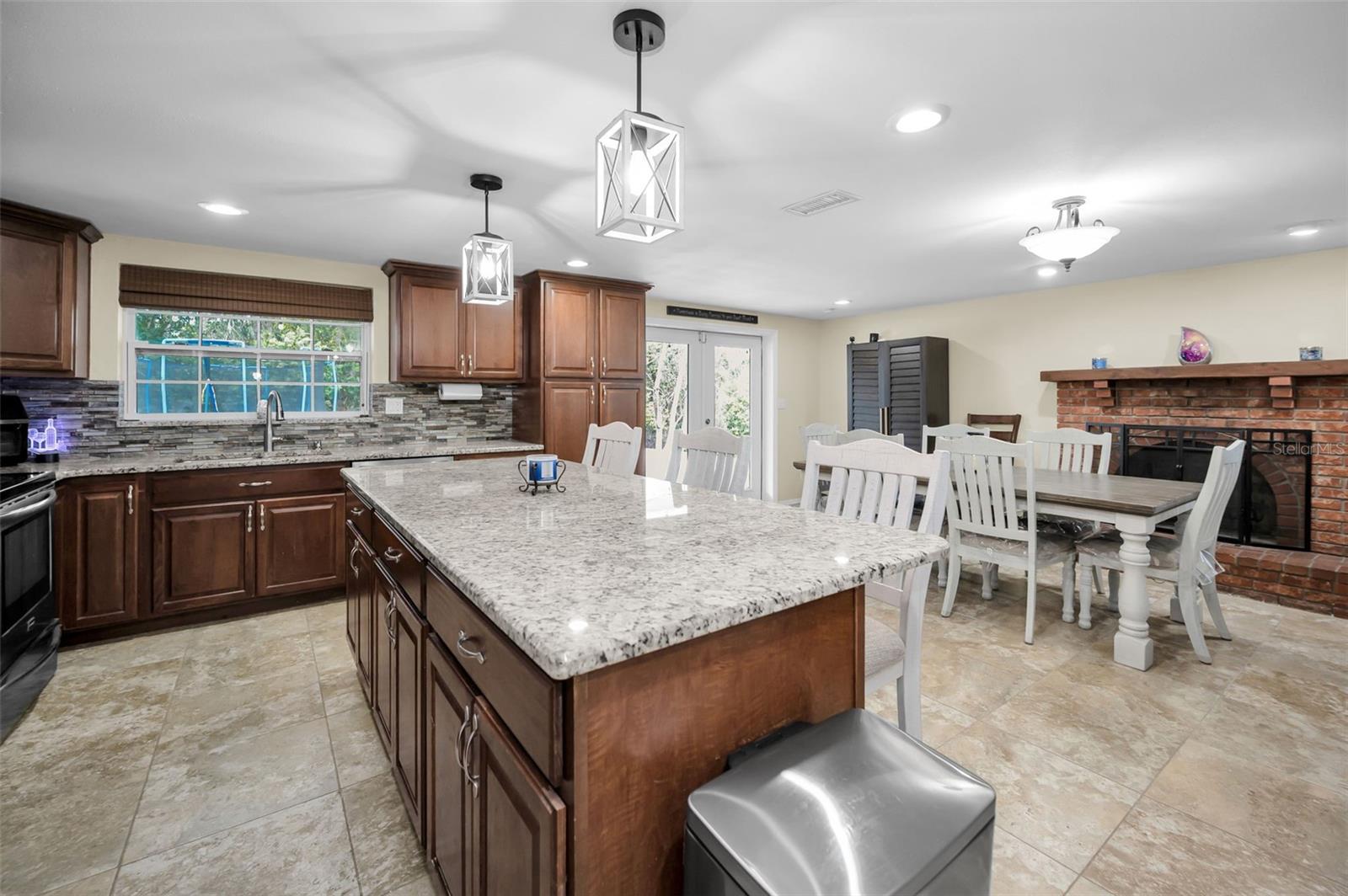 TANGLEWOOD EAST - Residential