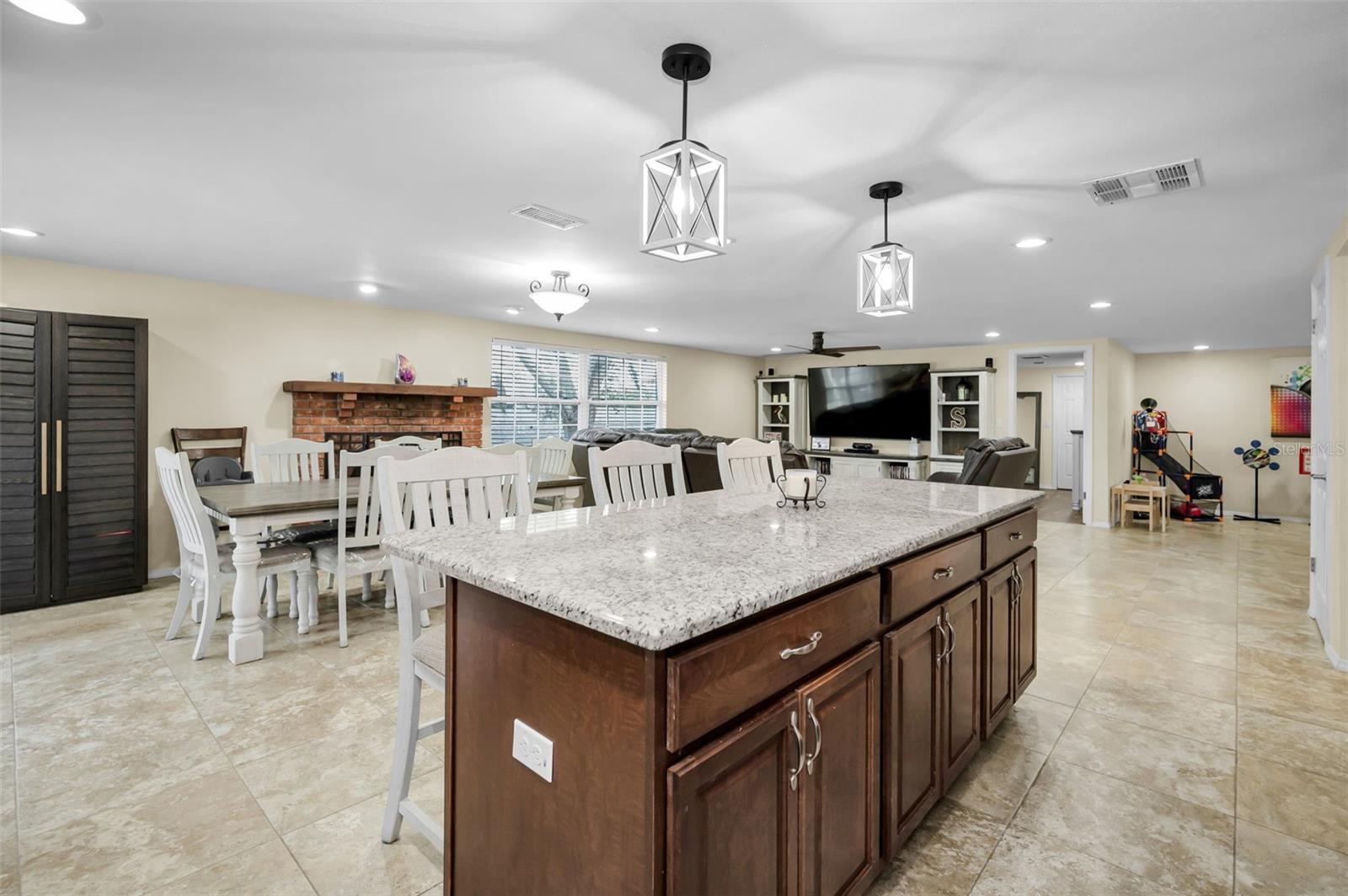 TANGLEWOOD EAST - Residential