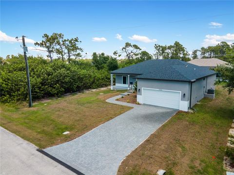 A home in PORT CHARLOTTE