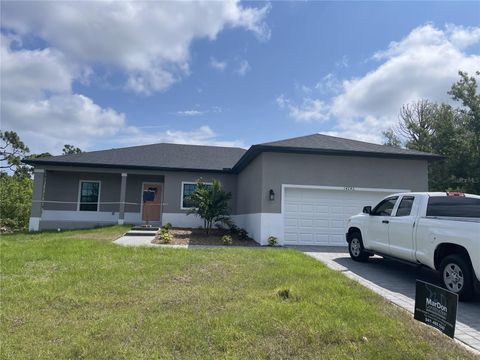 A home in PORT CHARLOTTE