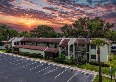 Photo of 1100 E Bay Drive #43, Largo, FL 33770 (MLS # O6371815)