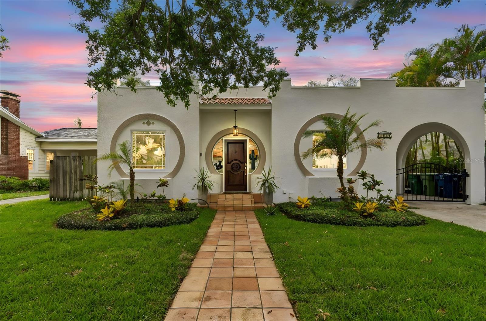 2434 W PROSPECT ROAD