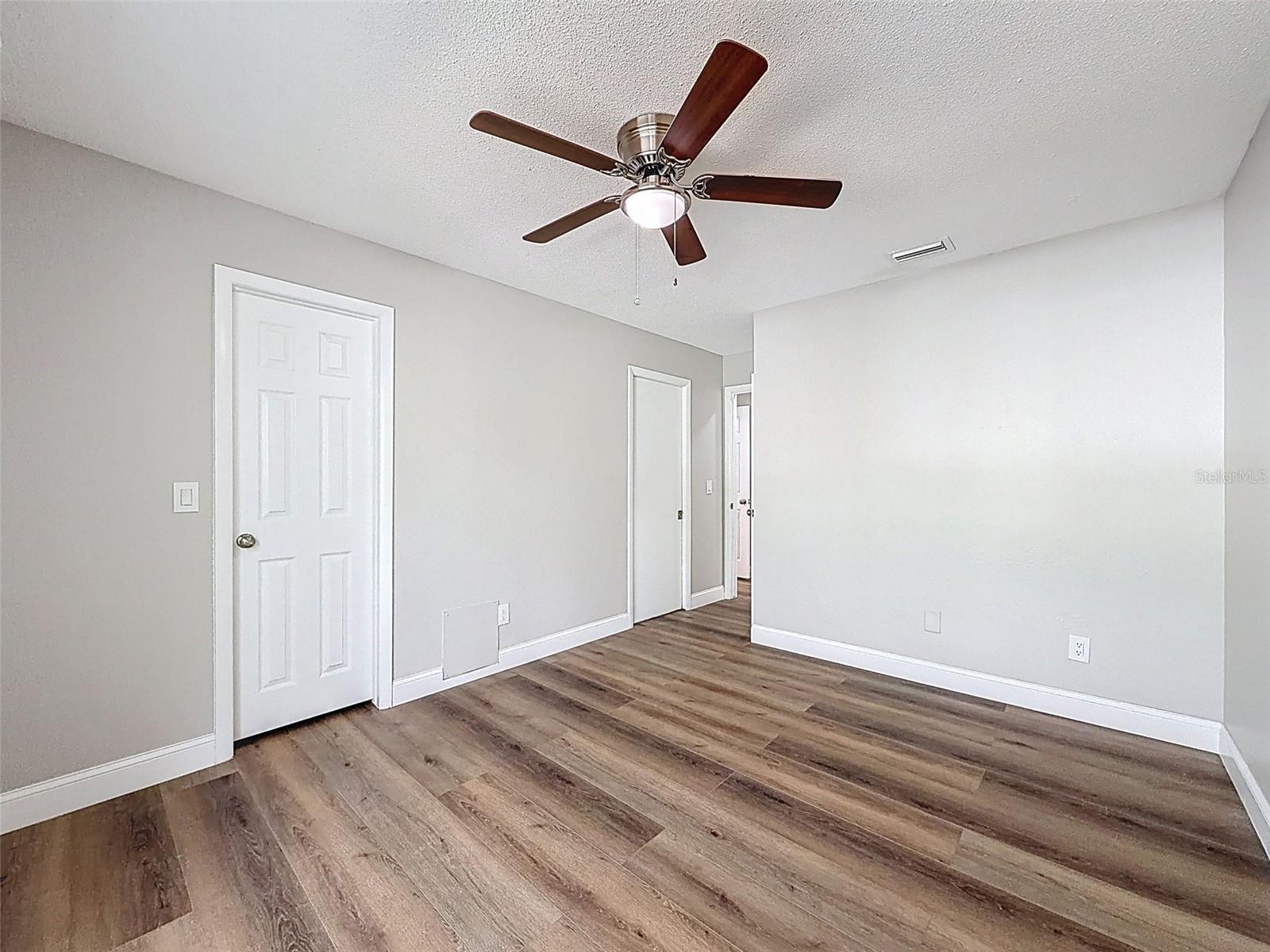 WHISPERING PINES FOREST 5TH ADD - Residential