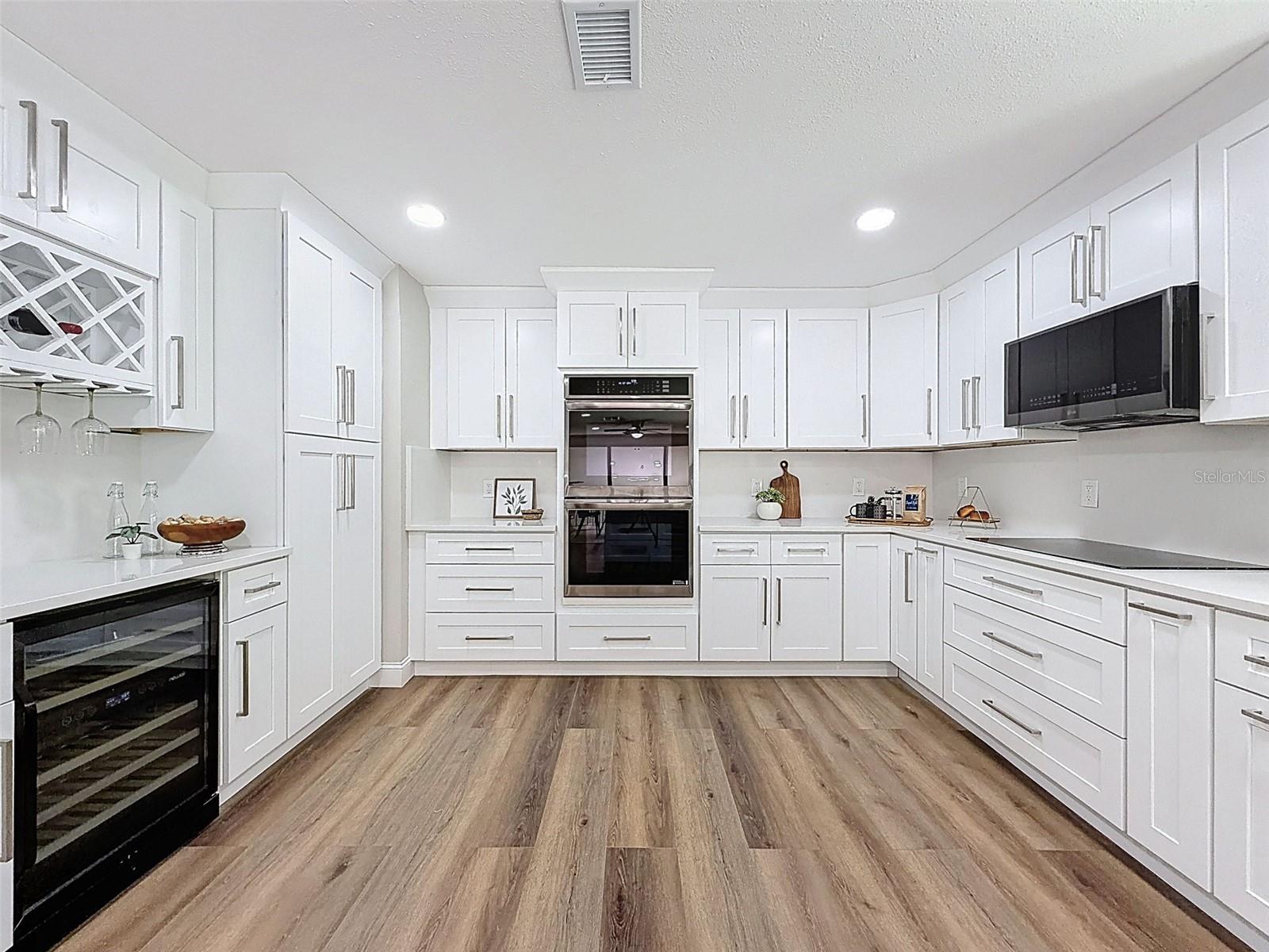 WHISPERING PINES FOREST 5TH ADD - Residential