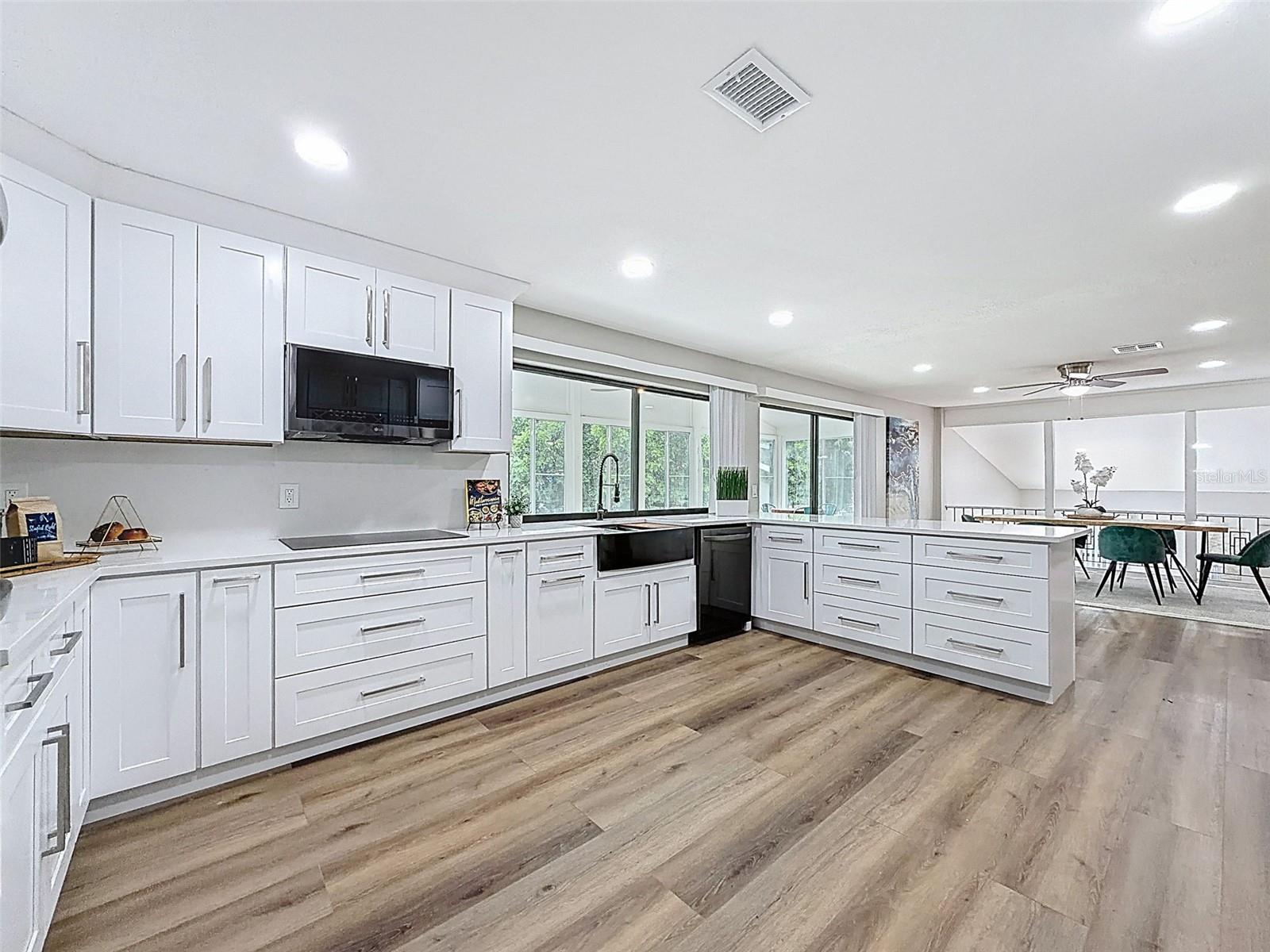 WHISPERING PINES FOREST 5TH ADD - Residential