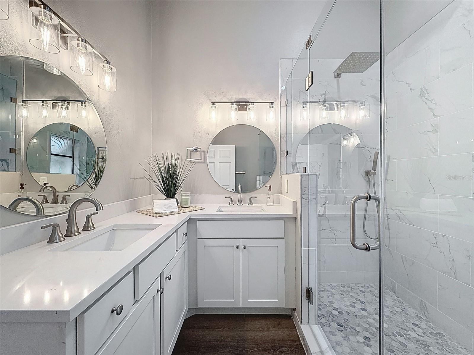 WHISPERING PINES FOREST 5TH ADD - Residential