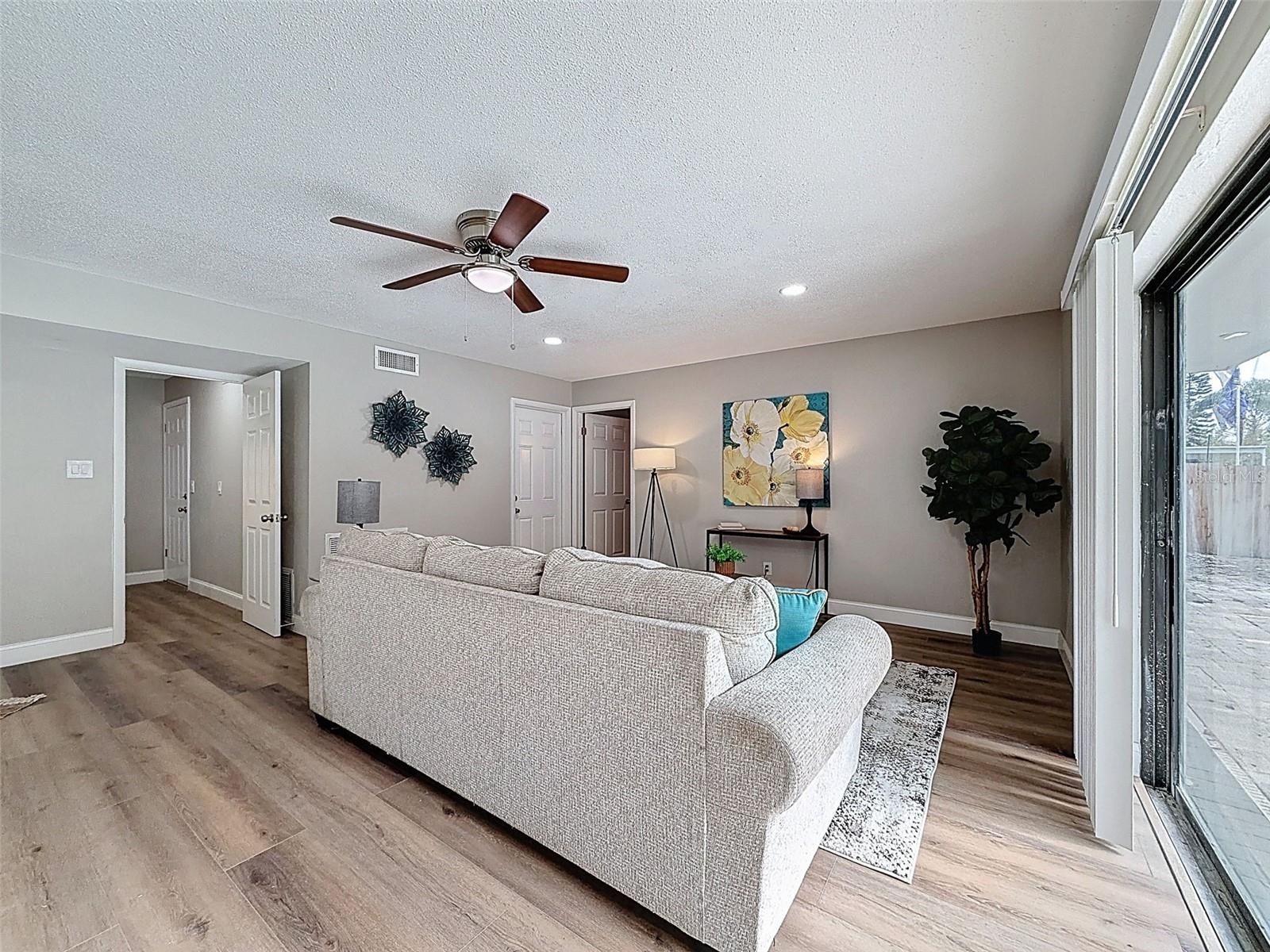 WHISPERING PINES FOREST 5TH ADD - Residential