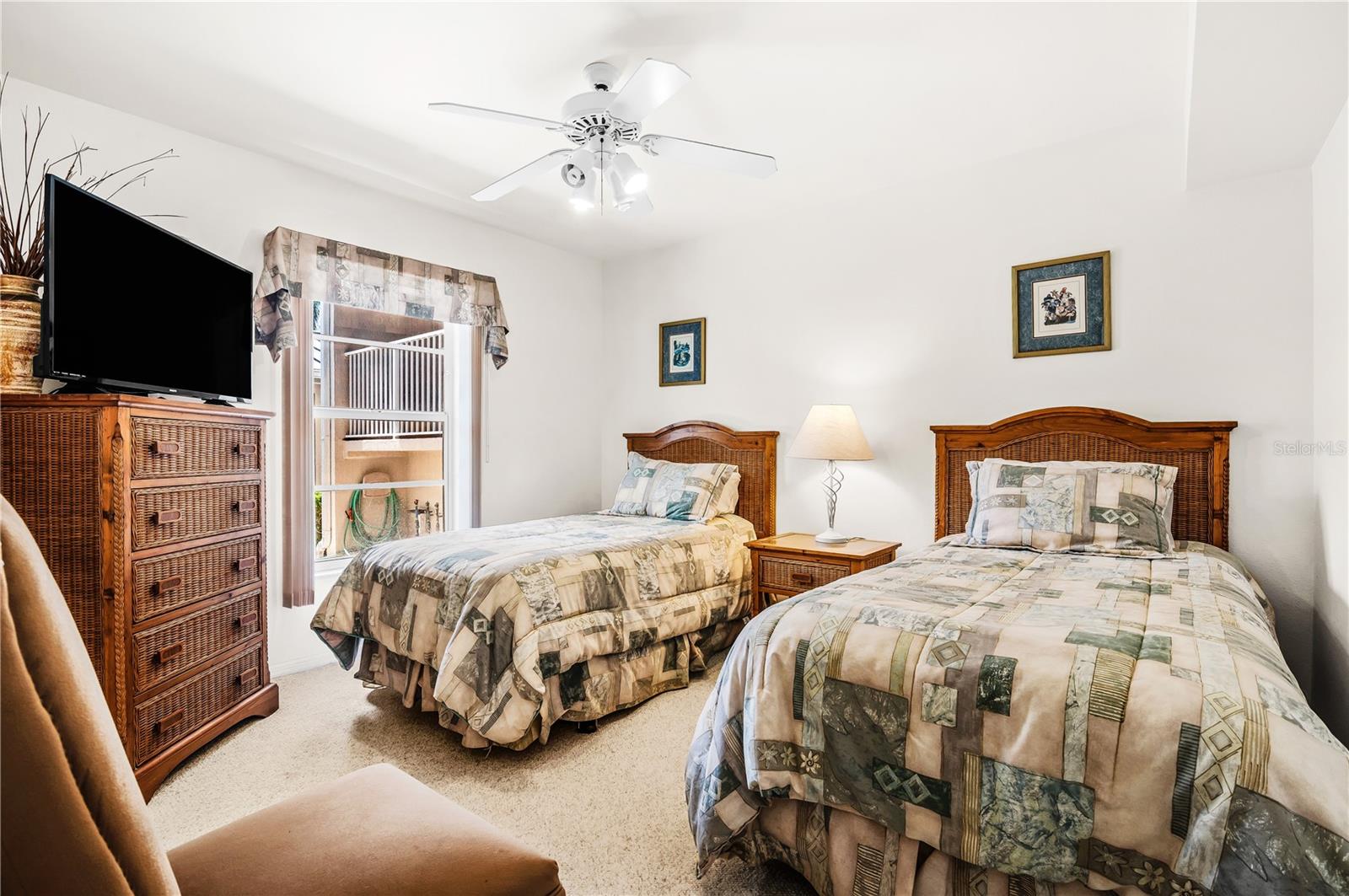 WINDJAMMER POINT PH 05 BLDG 01 - Residential