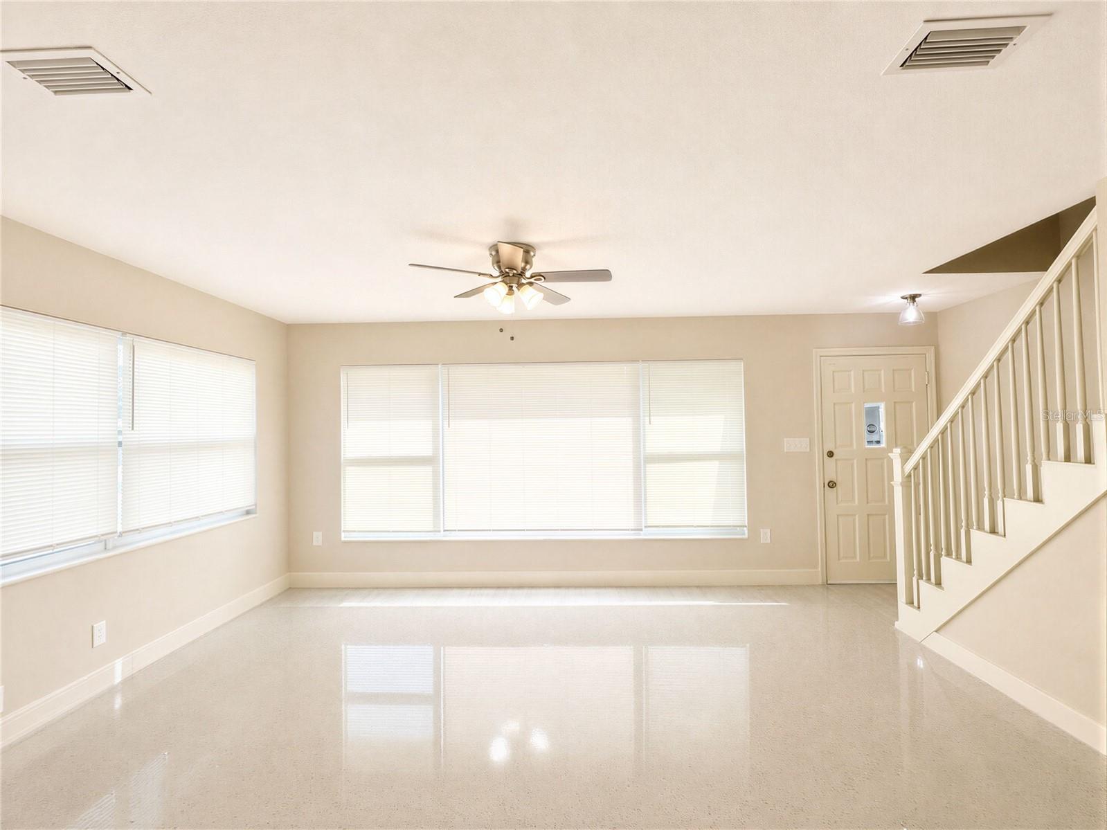 2807 WYNDHAM LANE