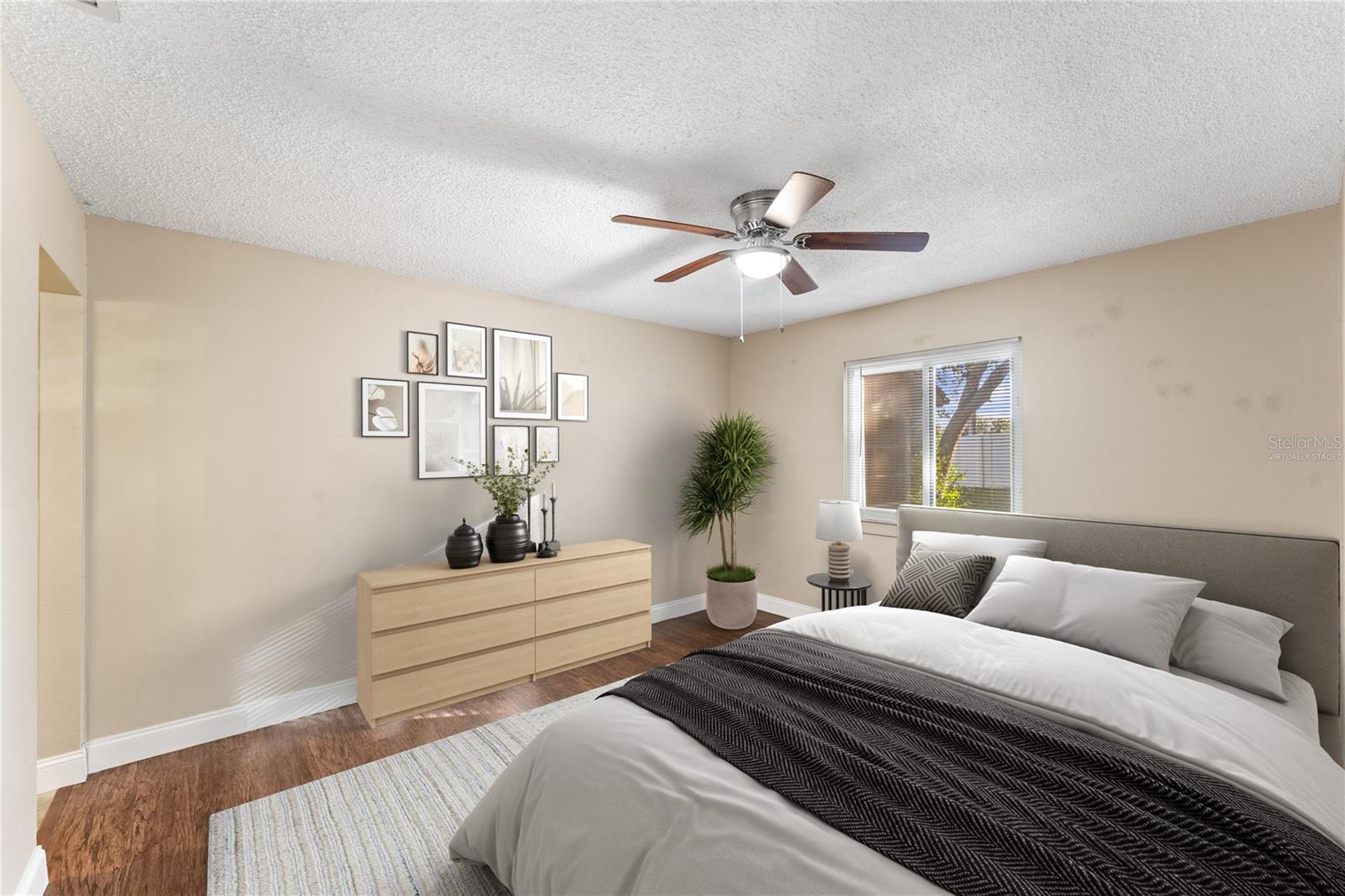 VILLAS OF BEACON GROVES - Residential