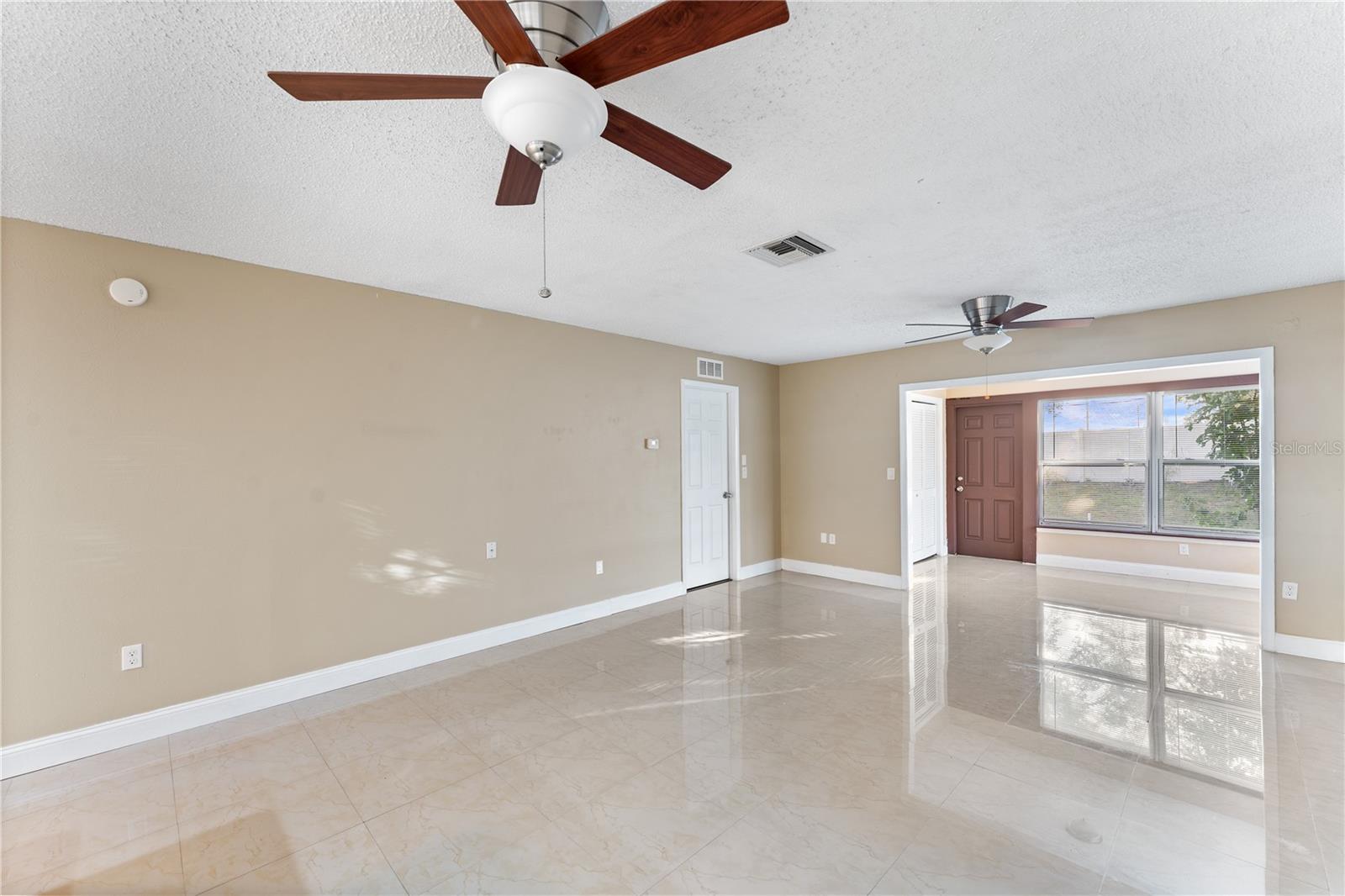 VILLAS OF BEACON GROVES - Residential