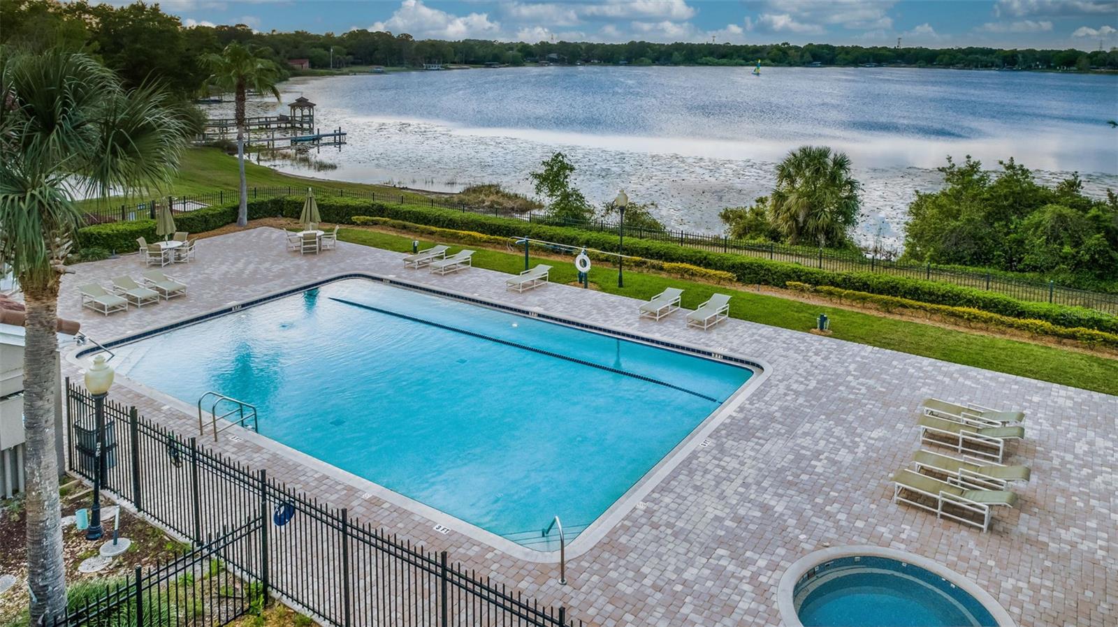 ORANGE TREE COUNTRY CLUB - Residential