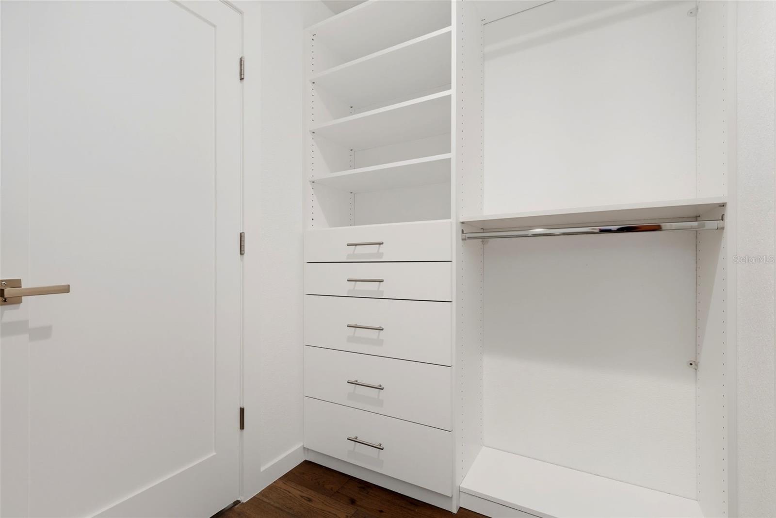 ORANGE TREE COUNTRY CLUB - Residential