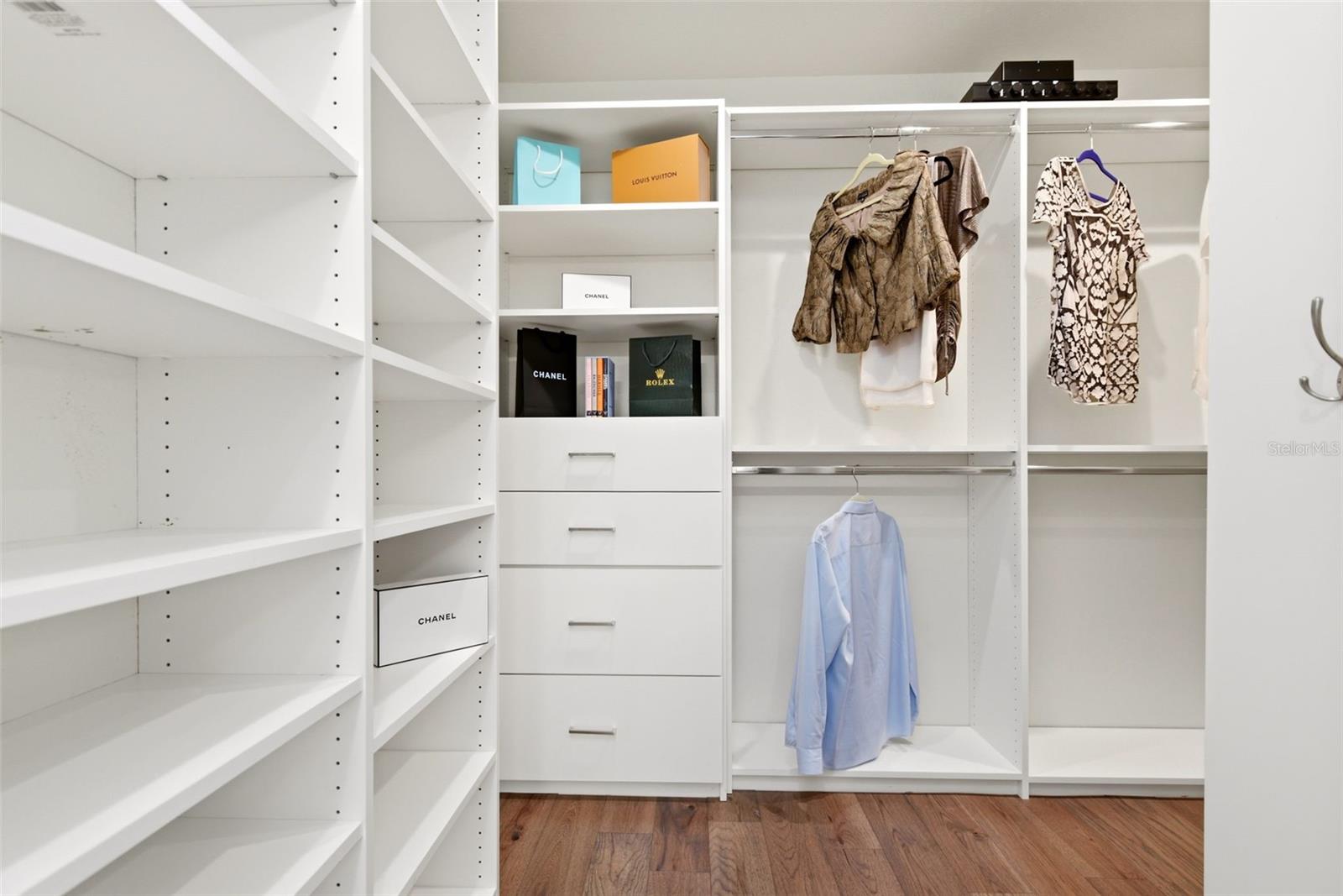 ORANGE TREE COUNTRY CLUB - Residential