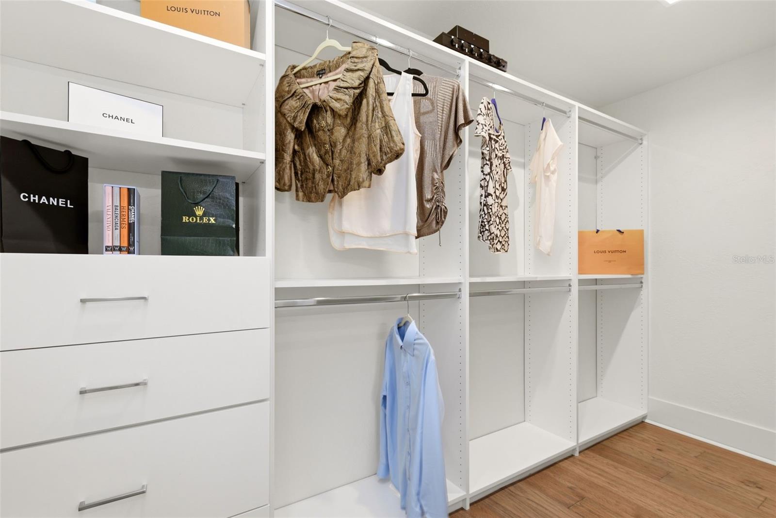 ORANGE TREE COUNTRY CLUB - Residential