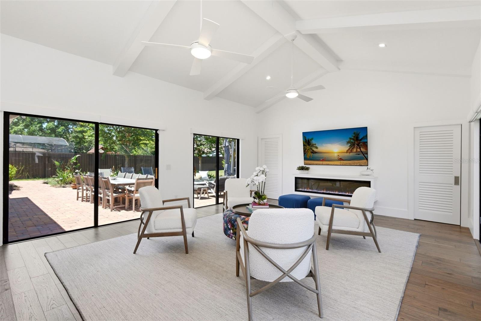 ORANGE TREE COUNTRY CLUB - Residential