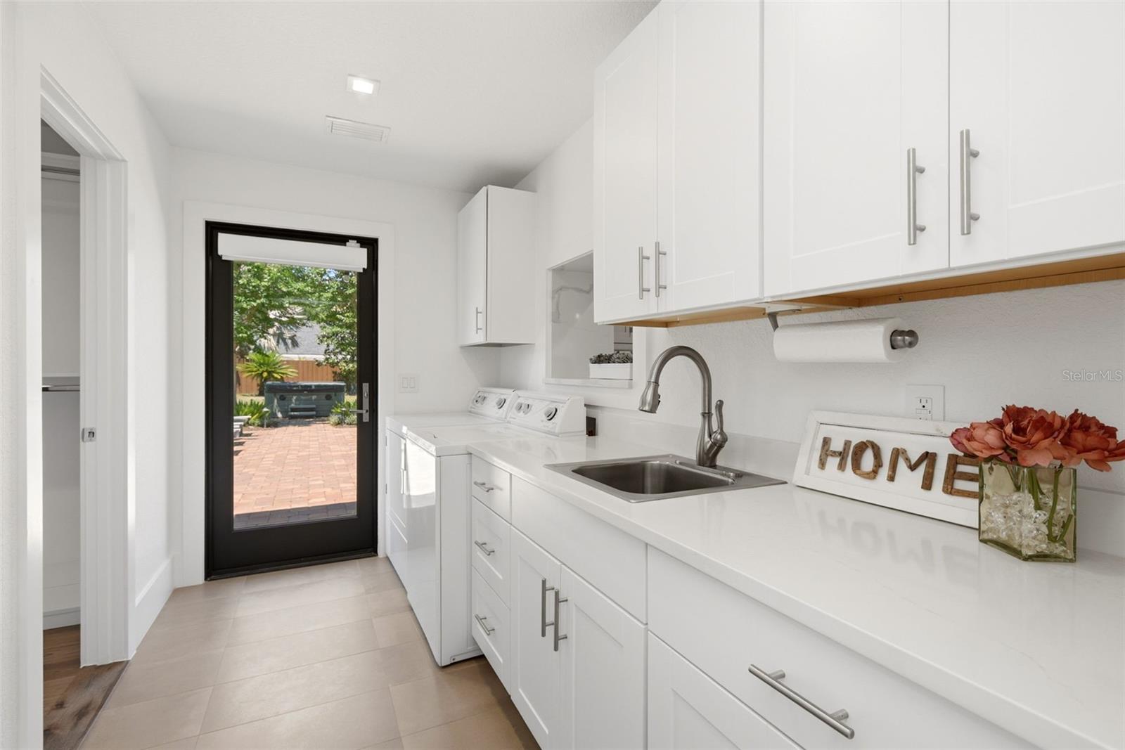 ORANGE TREE COUNTRY CLUB - Residential