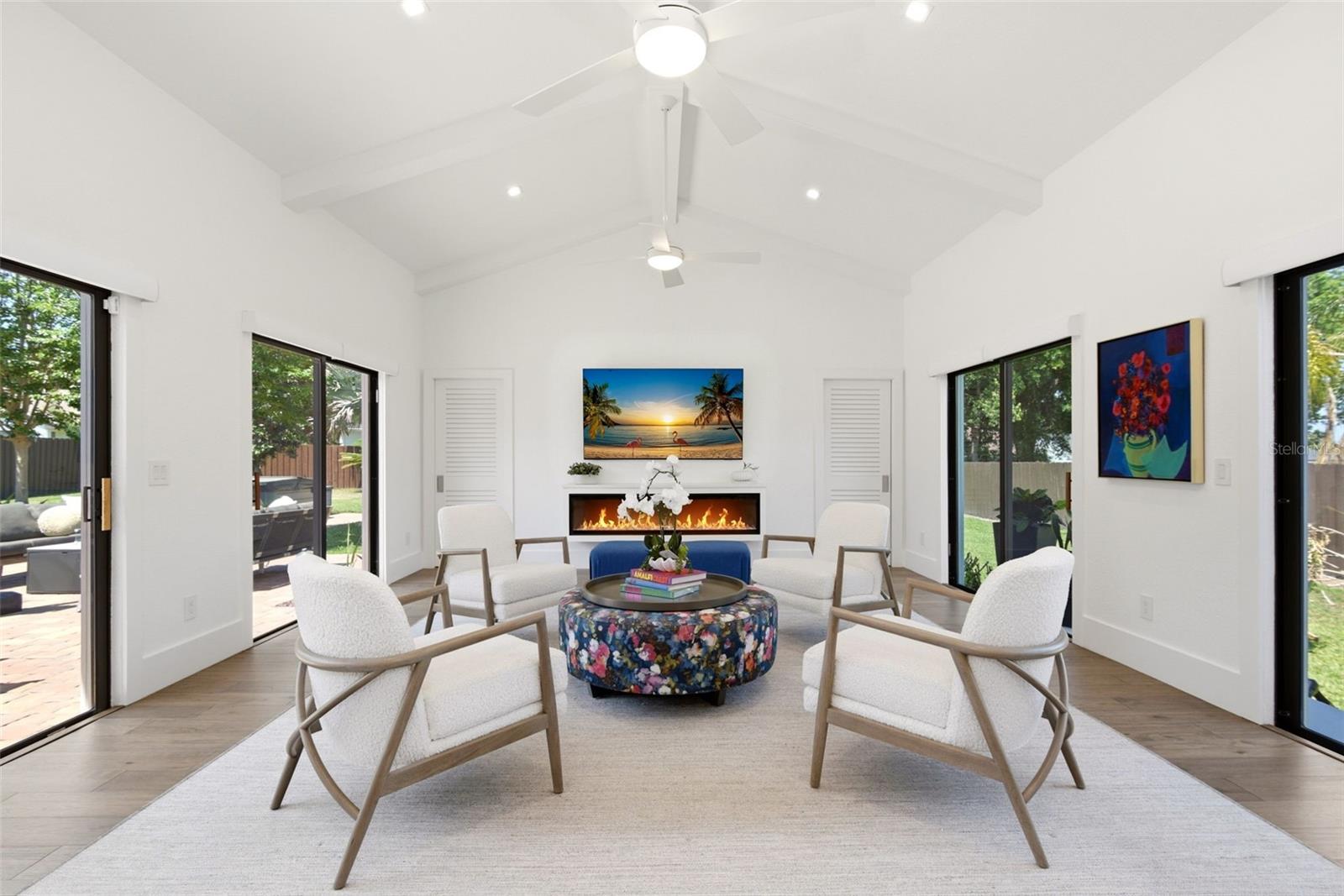 ORANGE TREE COUNTRY CLUB - Residential