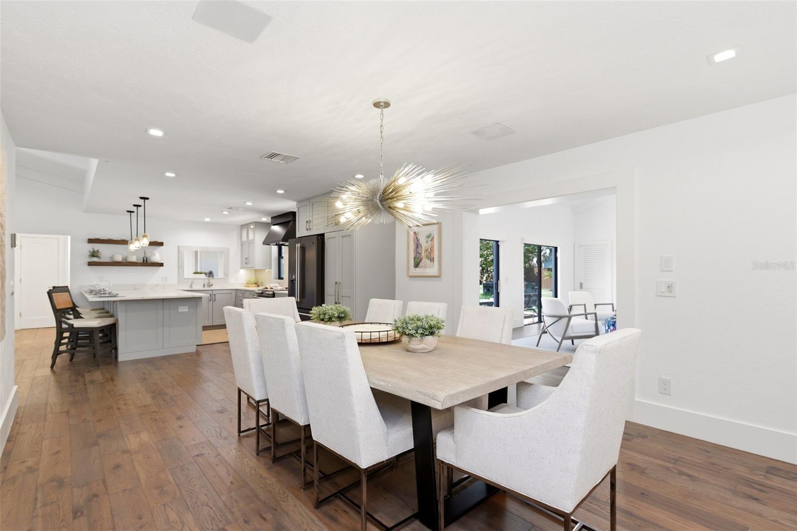 ORANGE TREE COUNTRY CLUB - Residential