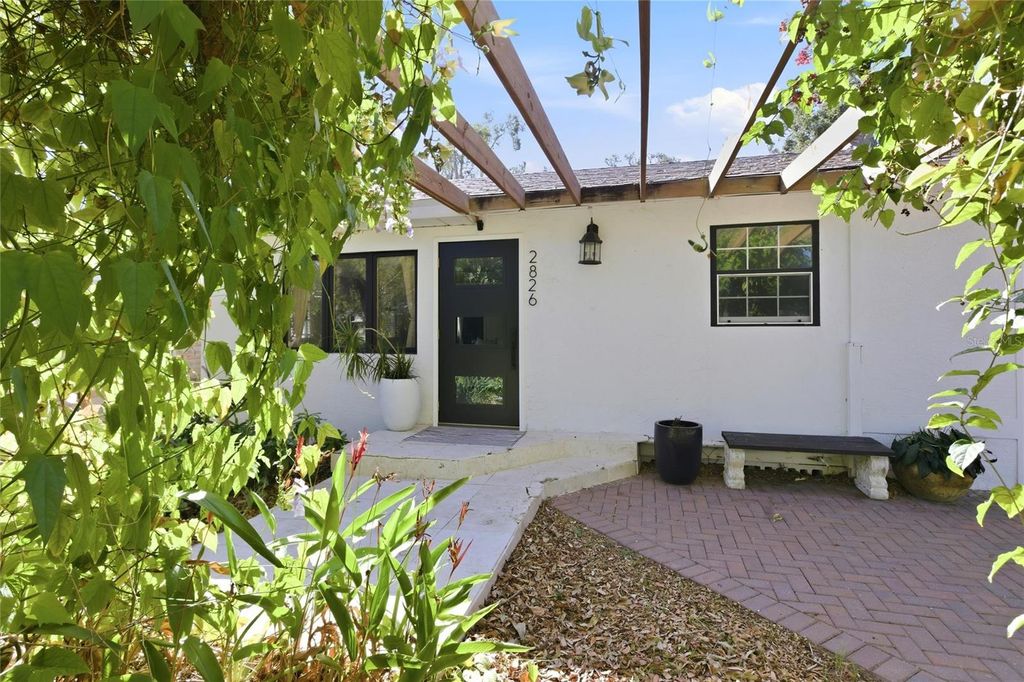 Photo of 2826 Marlette Street, Sarasota, FL 34231 (MLS # A4671301)