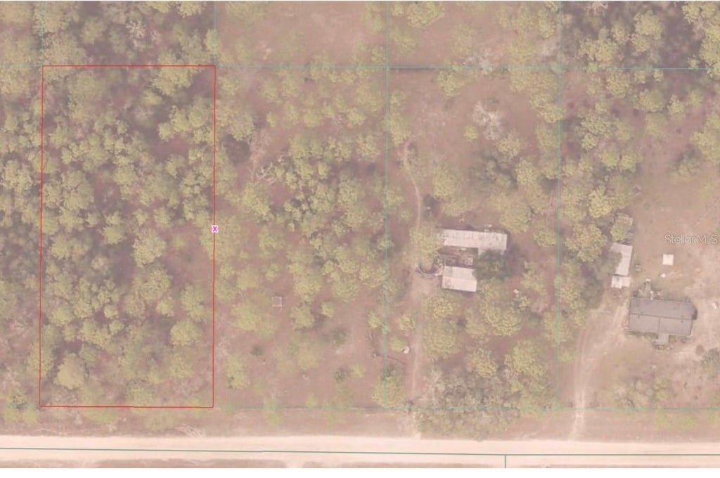 Photo of 16327 SW 24th Place, Ocala, FL 34481 (MLS # OM732575)