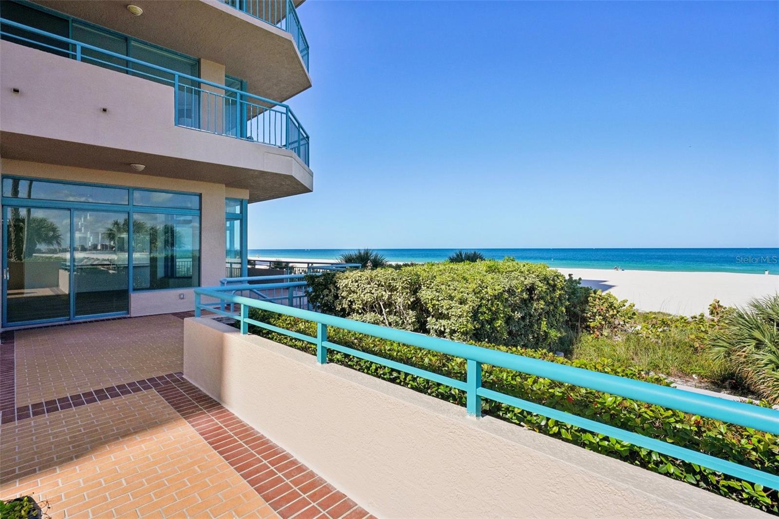 ULTIMAR ONE CONDO - Residential