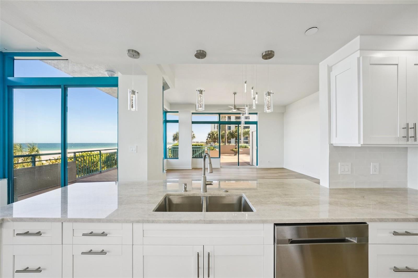 ULTIMAR ONE CONDO - Residential