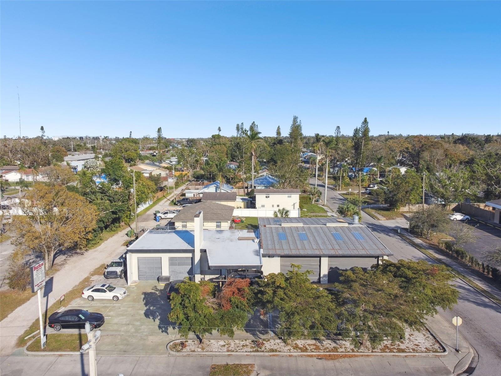 ORANGE ESTATES - Commercial Sale