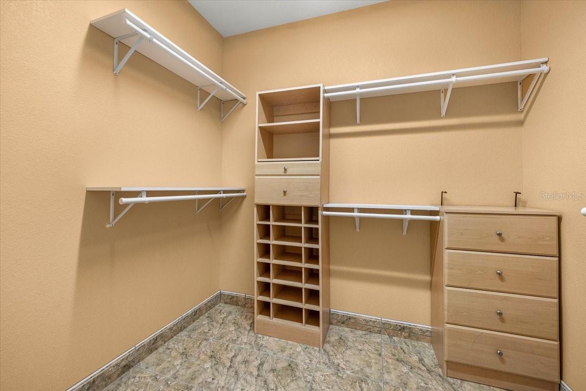 OCALA THOROUGHBRED ACRES - Residential