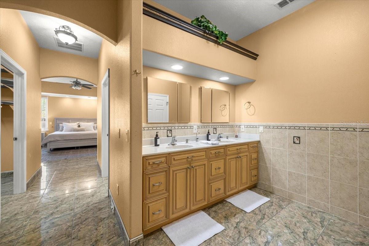 OCALA THOROUGHBRED ACRES - Residential