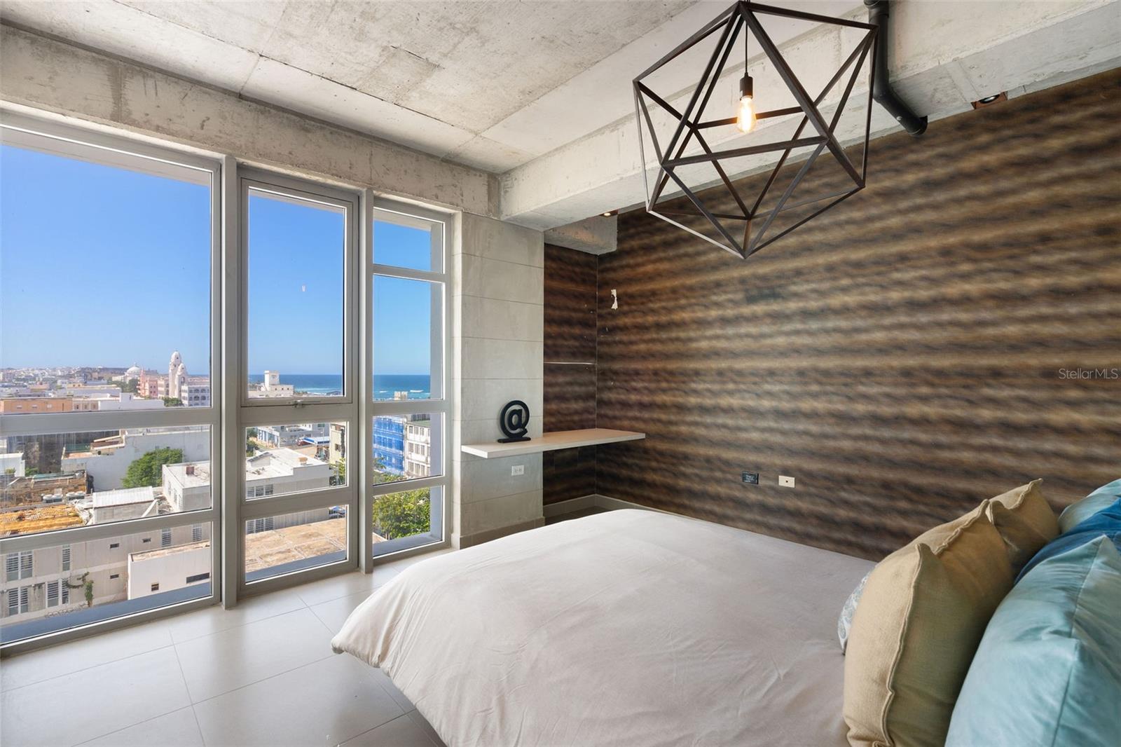 PUERTA DE TIERRA - Residential