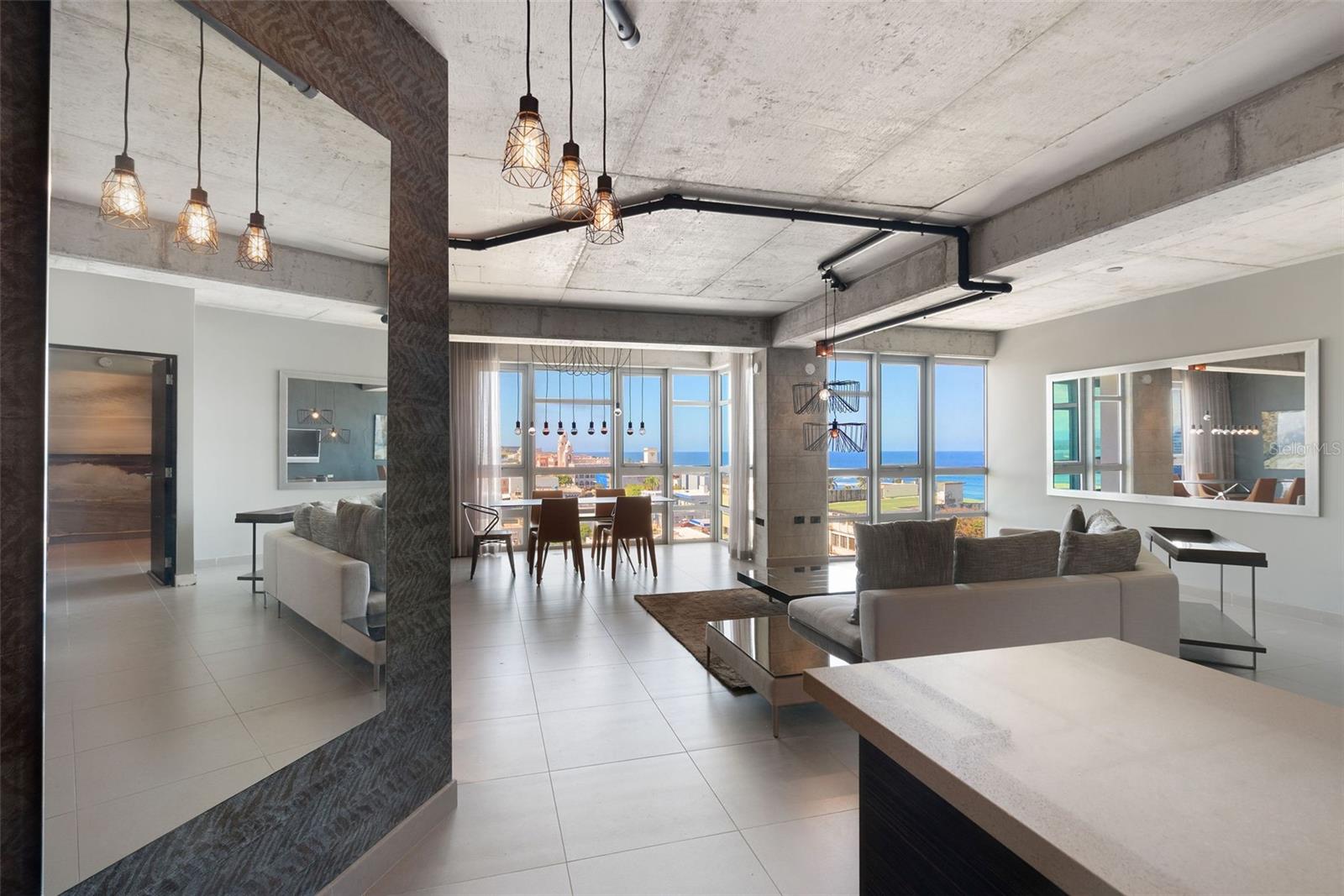 PUERTA DE TIERRA - Residential