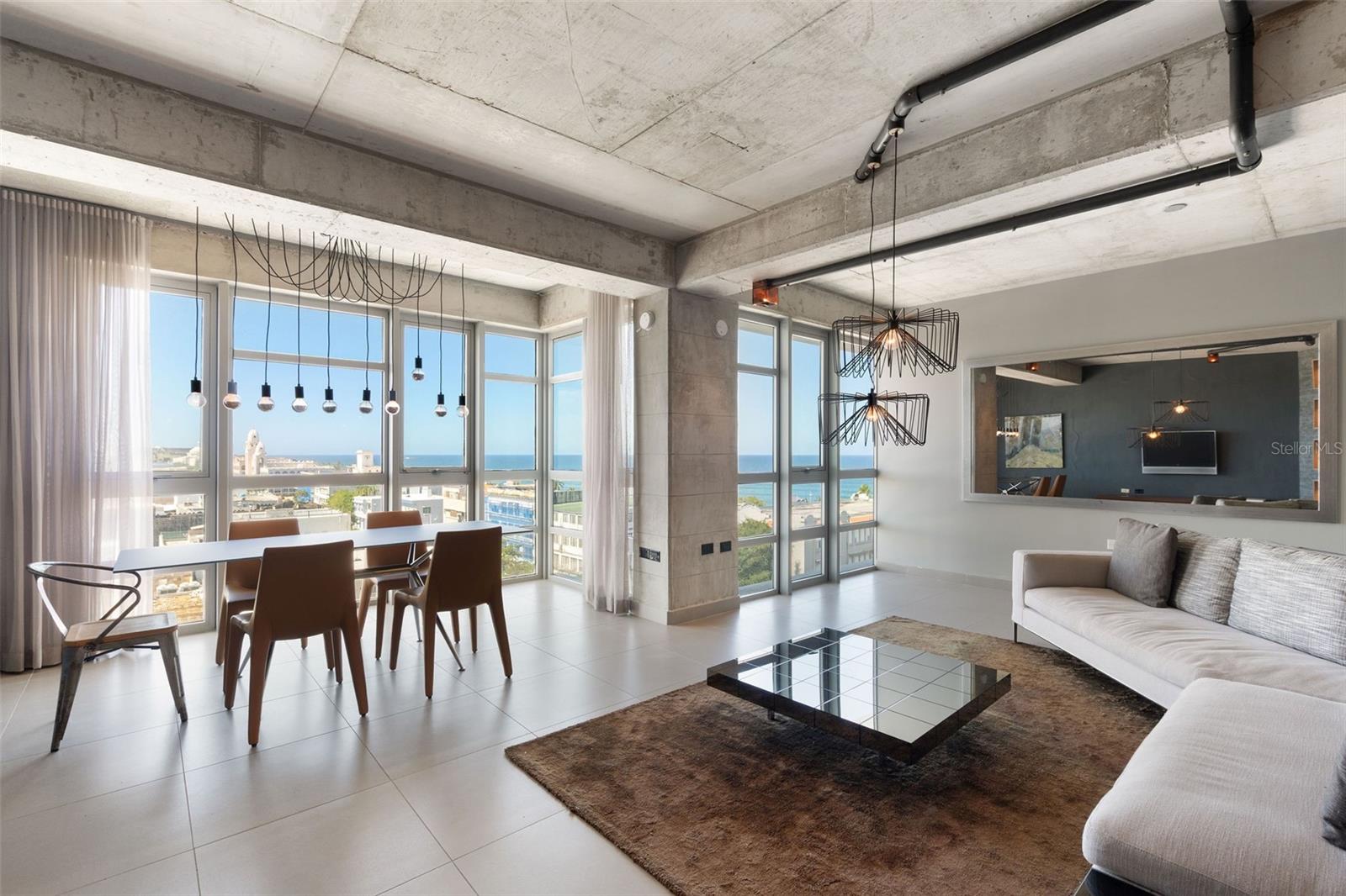 PUERTA DE TIERRA - Residential