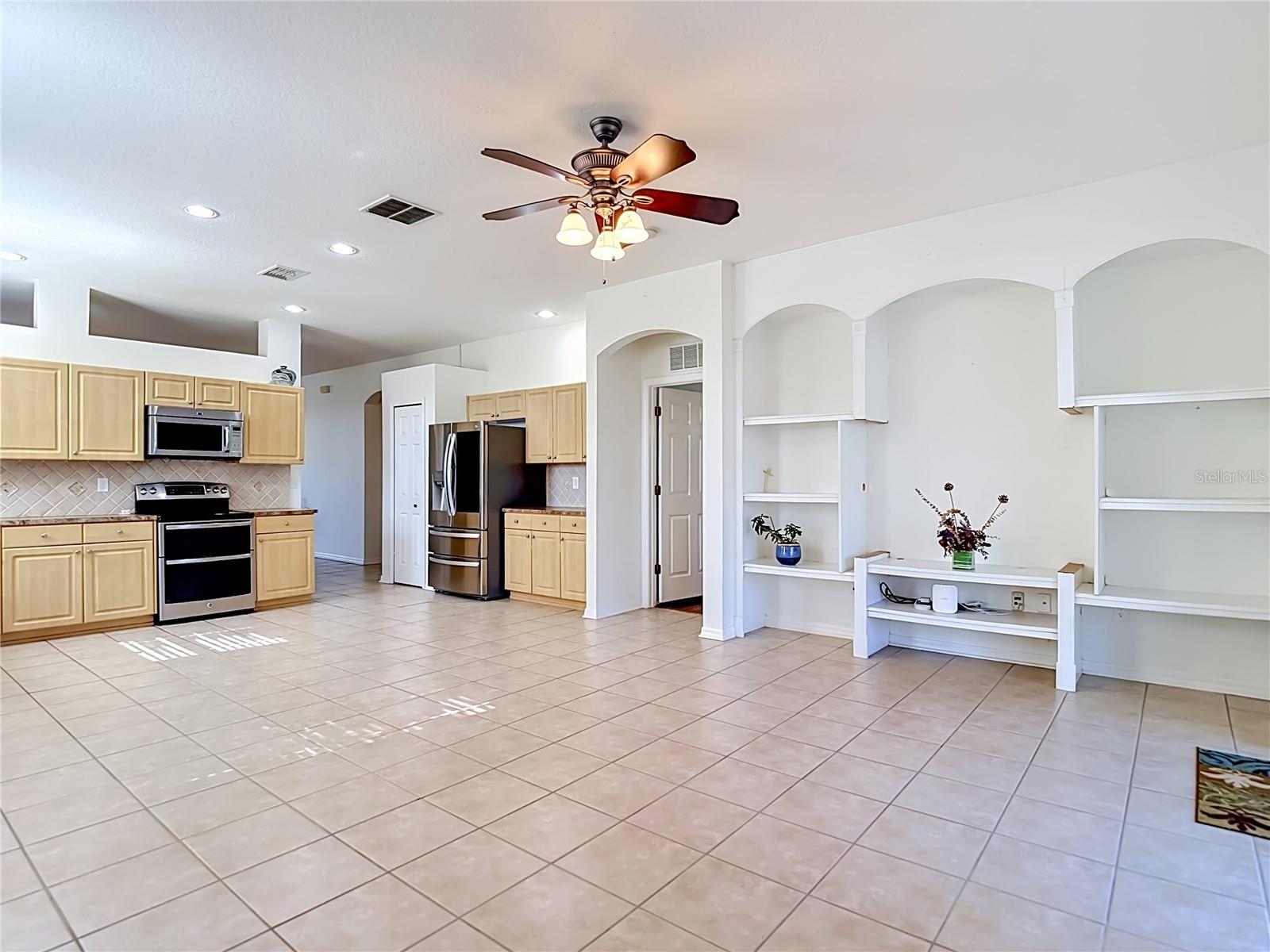 SUNCOAST MDWS INCREMENT 1 - Residential Lease